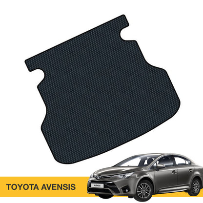 Czarna mata podłogowa z teksturą, idealna do Toyoty Avensis.
