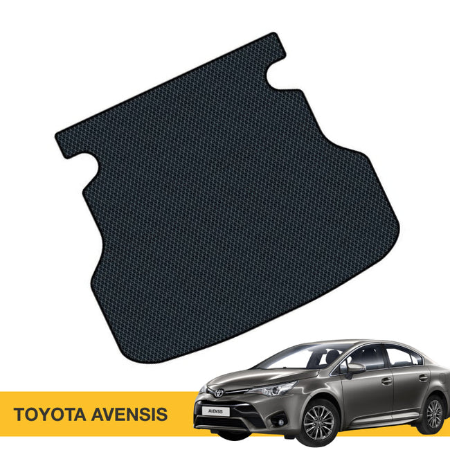 Czarna mata podłogowa z teksturą, idealna do Toyoty Avensis.
